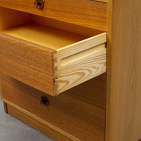 Børge Mogensen Karl Andersson and söner Suède chest of drawers