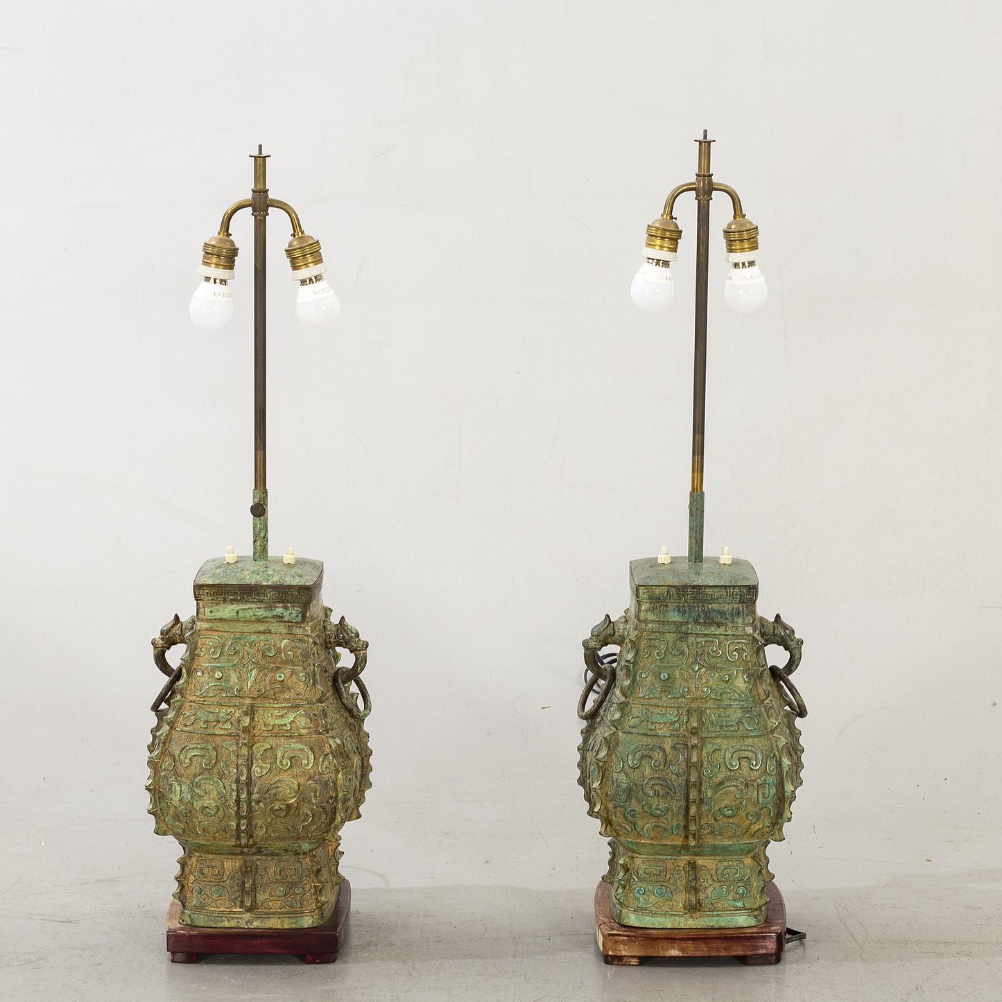 James Mont style Table Lamps in bronze "vert de gris" patina 1960s