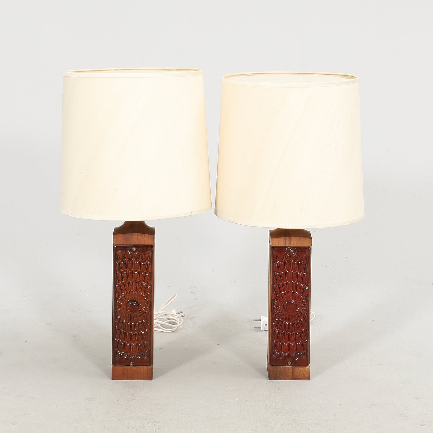 Anonymous Table lamp in amber red Cast Glass and Teak a Pair , Denmark, 1970s