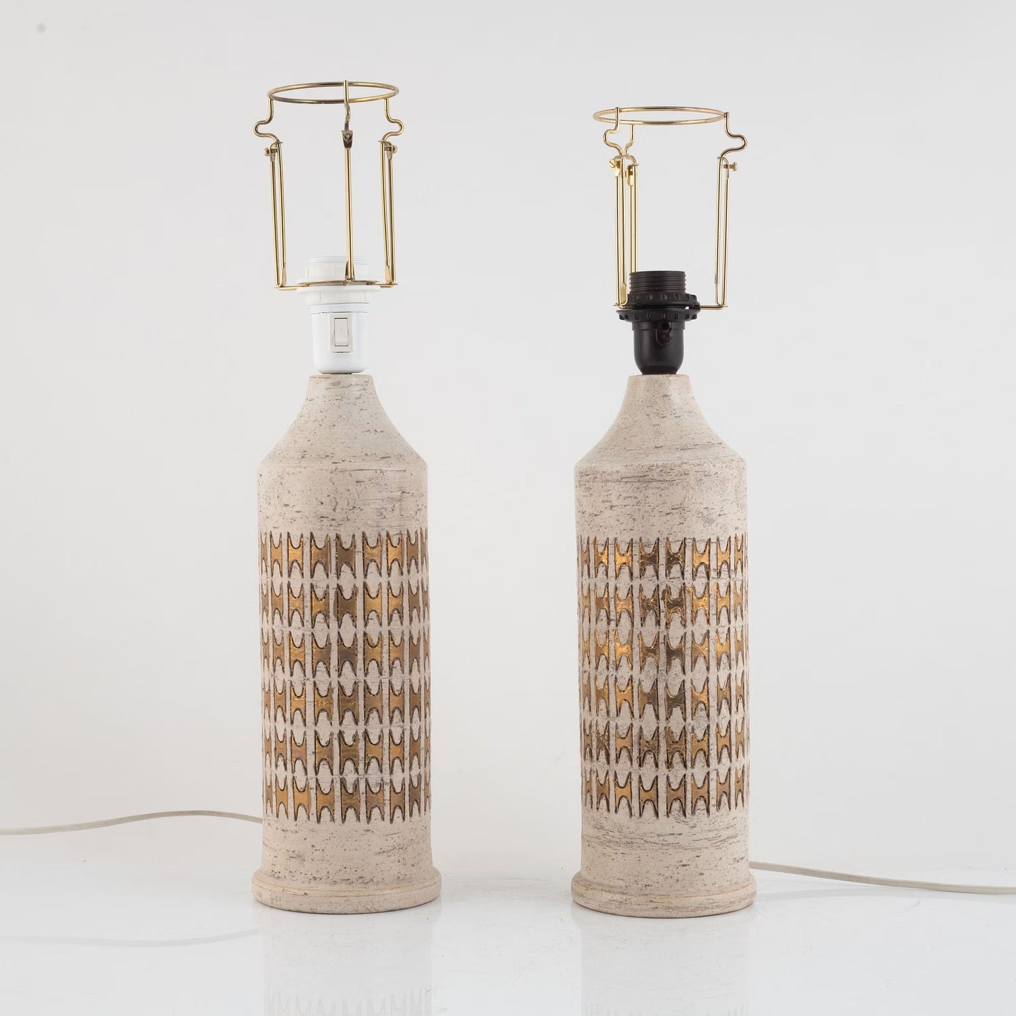 Pair of Bergboms Ivory Glazed and Gold Ceramic Table Lamps, Sweden, circa 1960