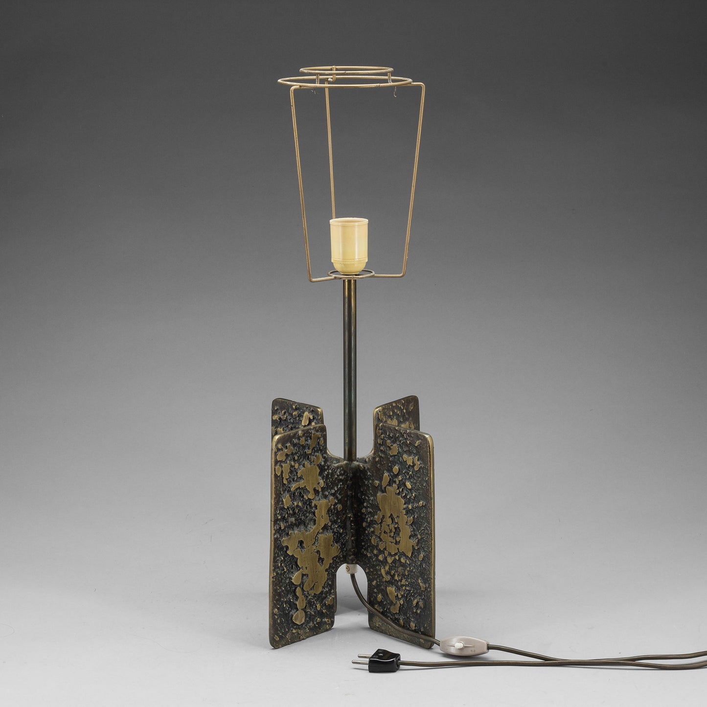 Cast bronze Table Lamp Anonymous, France, 1960