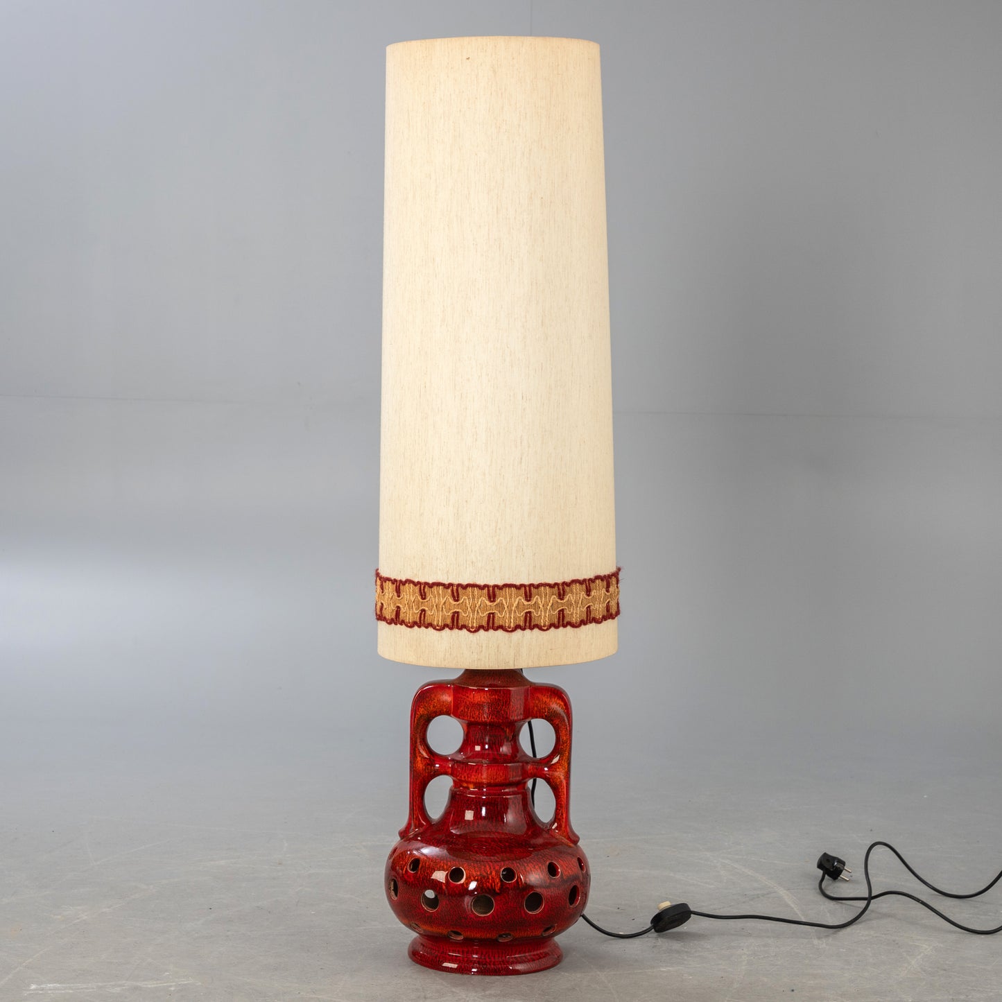 Ceramic Table lamp glazed in red tones Anonymous artist France Vallauris 1960