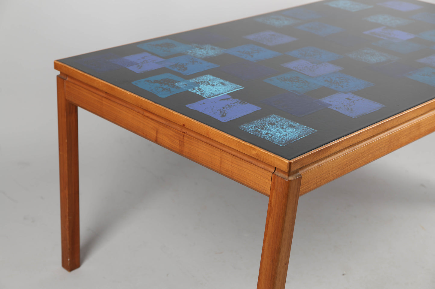 ALGOT TÖRNEMAN Coffee table with enamel top by AB Säffle Möbelfabrik Sweden 1960