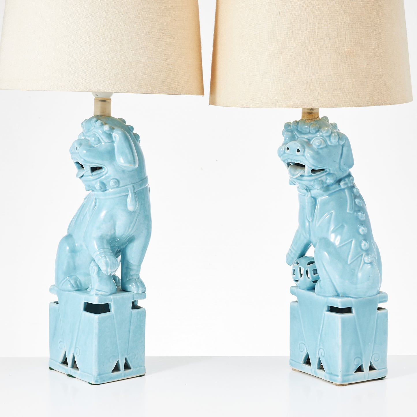 Pair of Vintage Chinese Fu Dog Lamp William "Billy" Haines style 1970