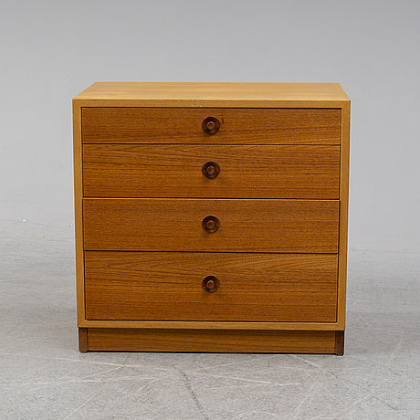 Børge Mogensen Karl Andersson and söner Suède chest of drawers