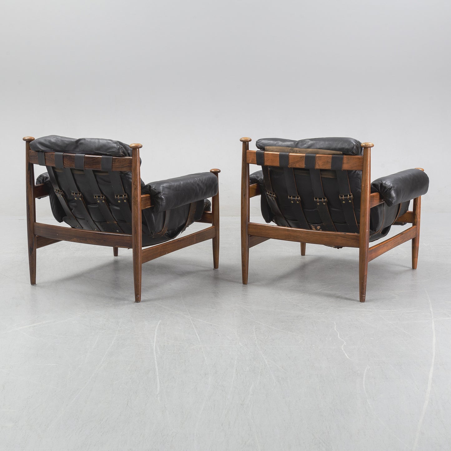 A pair of Eric Merthen armchair mod "Amiral" rosewood or IRE Mobel AB Sweden