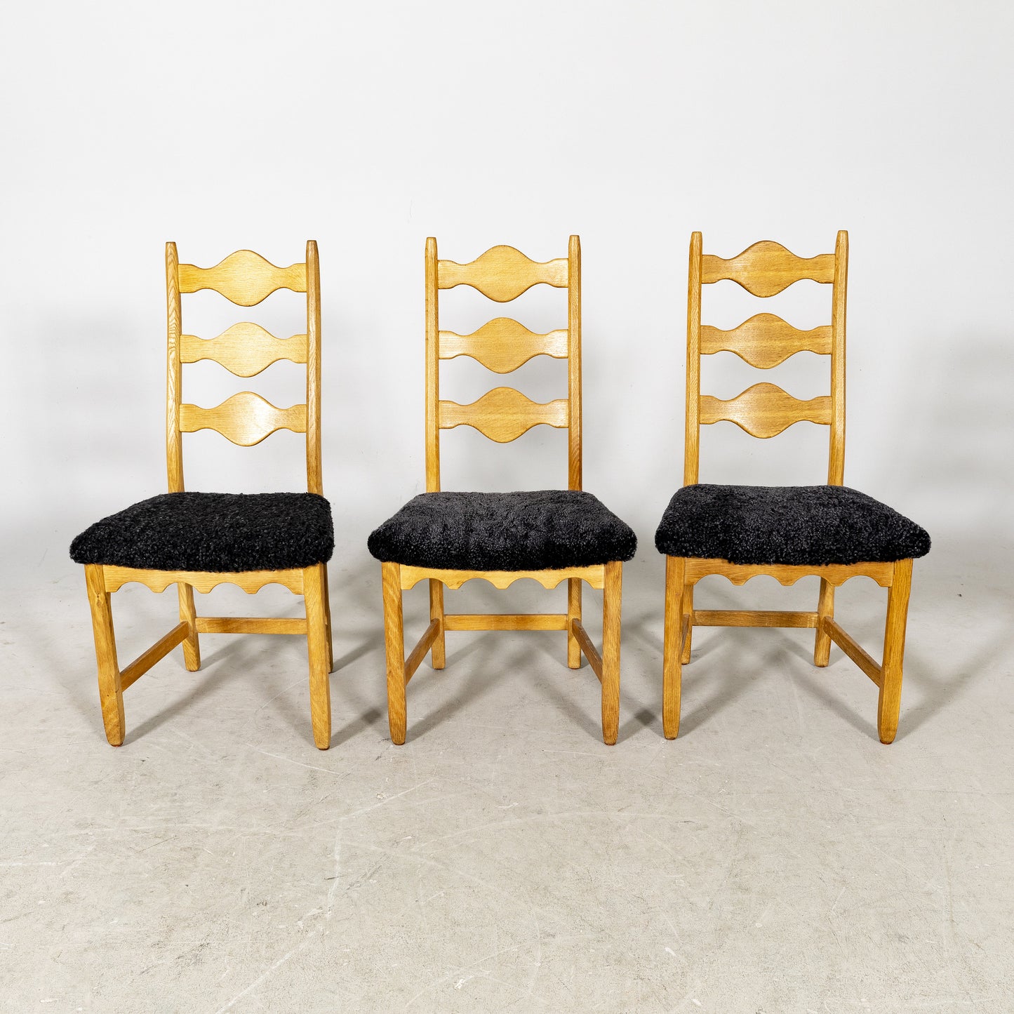 Set of 8 Henning Kjaernulf Razor Blade Oak Dining Chairs for EG Mobler 1960