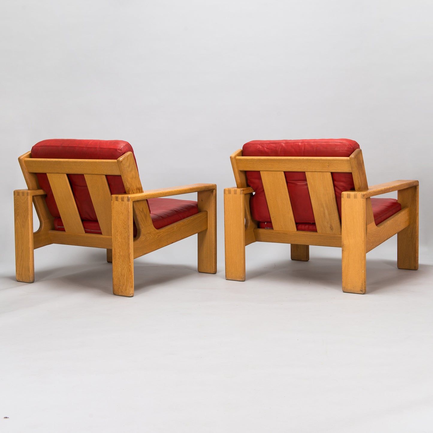 Esko Pajamies "Bonanza" Solid Oak Armchair in Original Red Leather Finland, 1970s