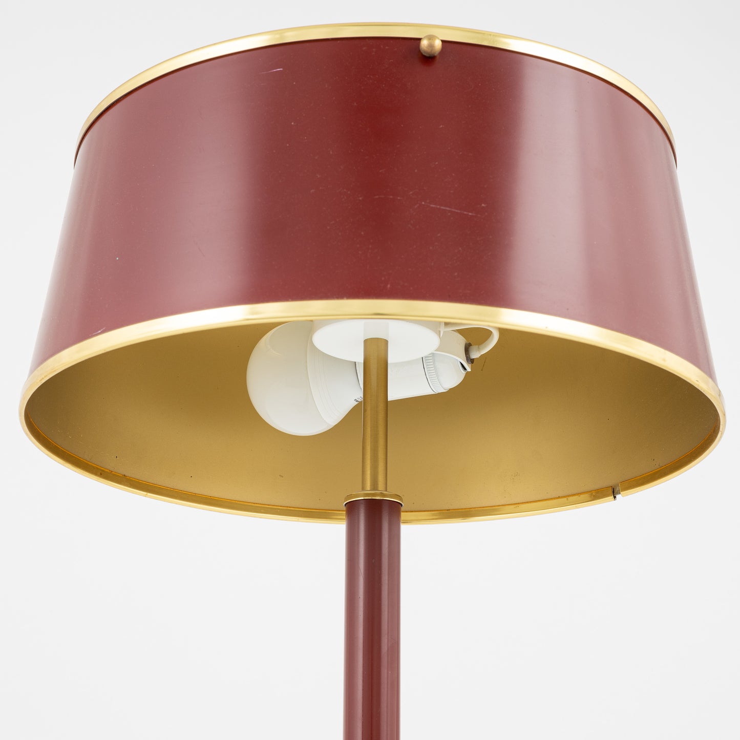 Borens table lamp Model 8423 red lacquer Sweden 1970