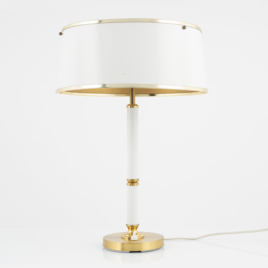 Borens Table Lamp Model 8423 white lacquer Sweden 1970s