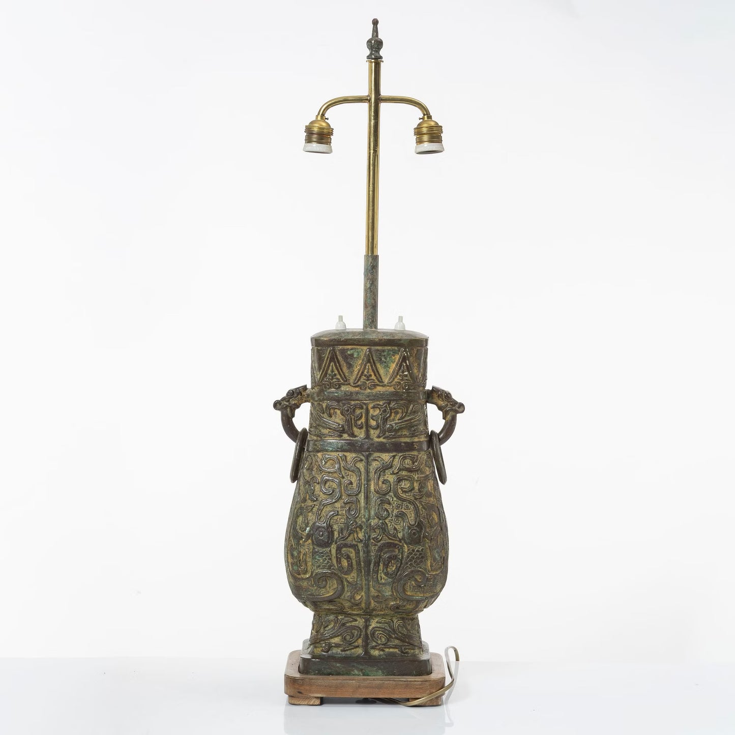 Billy Haines style Table Lamp in bronze "vert de gris" patina 1960s