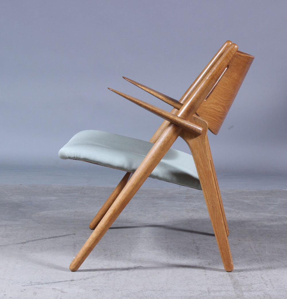 Hans J Wegner oak armchair Model Ch 28 Sawbuck for Carl Hansen Denmark 1960s