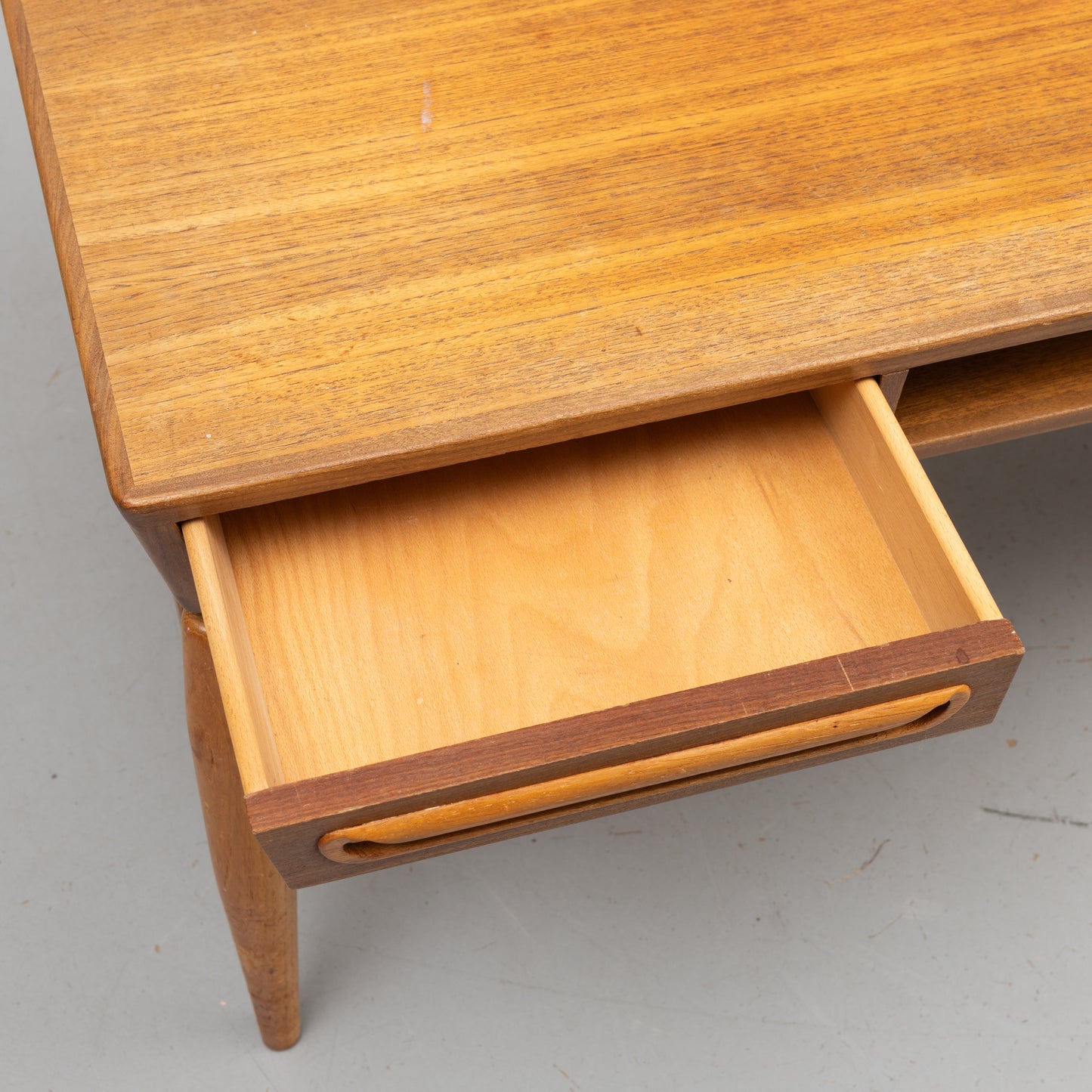 Johannes Andersen teak coffee table, for AB Trensums Sweden 1960