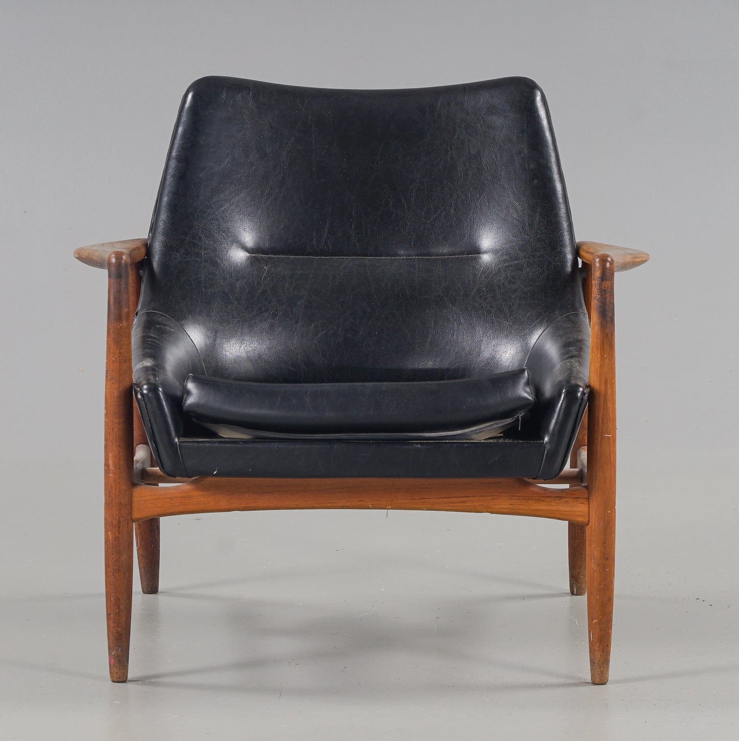 Ib Kofod-Larsen style armchair by Ire Mobler Sweden 1960