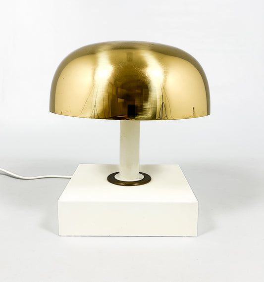 HANS AGNE JAKOBSSON table lamp model  C 1603 Sweden 1960. Marqued